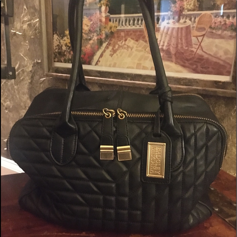 BADGLEY MISCHKA LEATHER HANDBAG